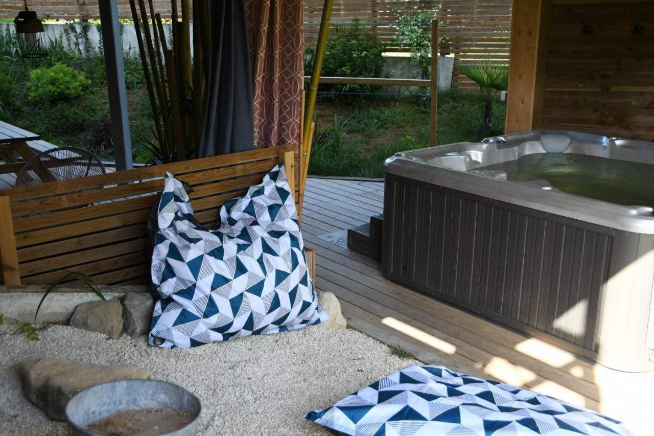 La Wodapalousa, Surf & Crossfit Guesthouse, 800M From Beach 比达尔 外观 照片