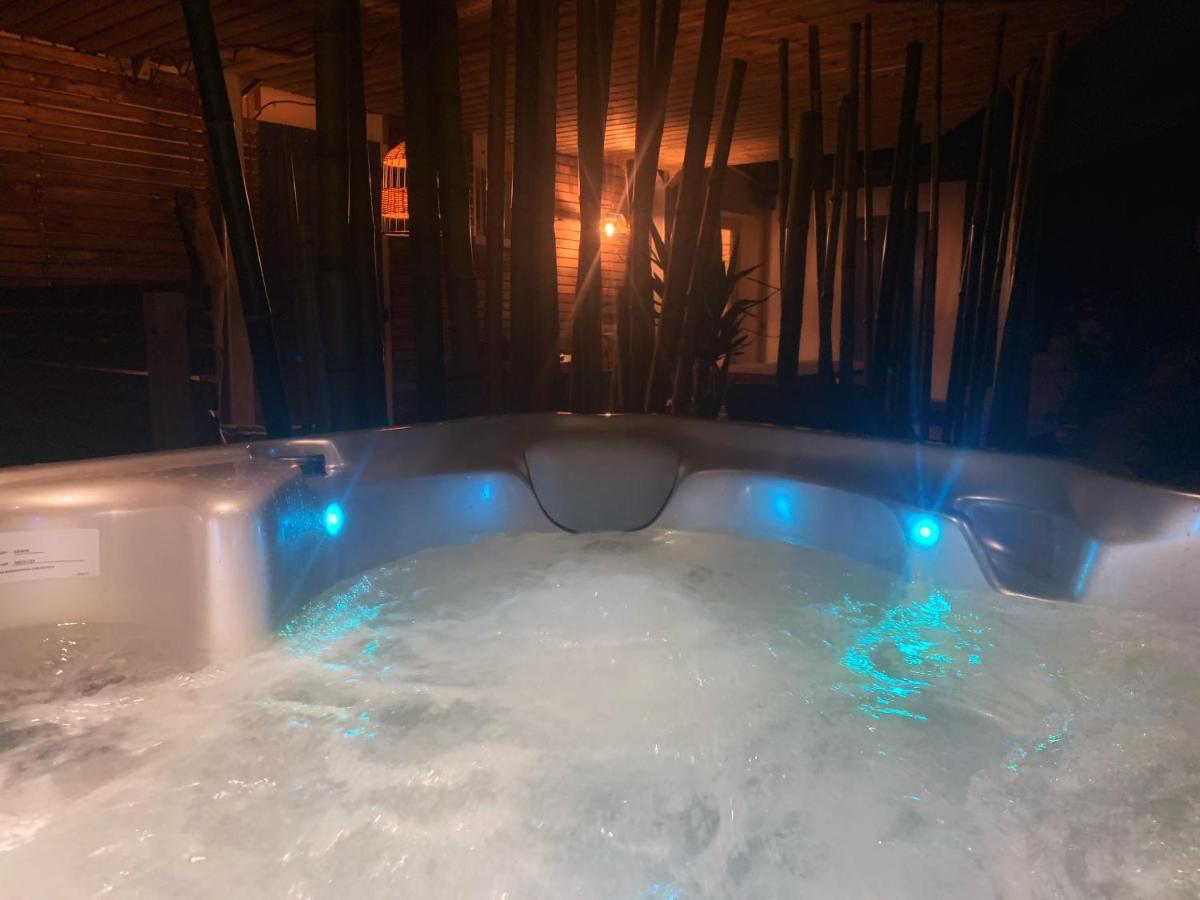 La Wodapalousa, Surf & Crossfit Guesthouse, 800M From Beach 比达尔 外观 照片