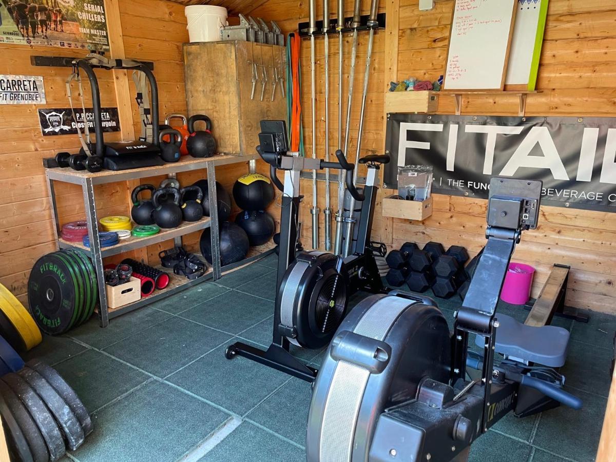 La Wodapalousa, Surf & Crossfit Guesthouse, 800M From Beach 比达尔 外观 照片