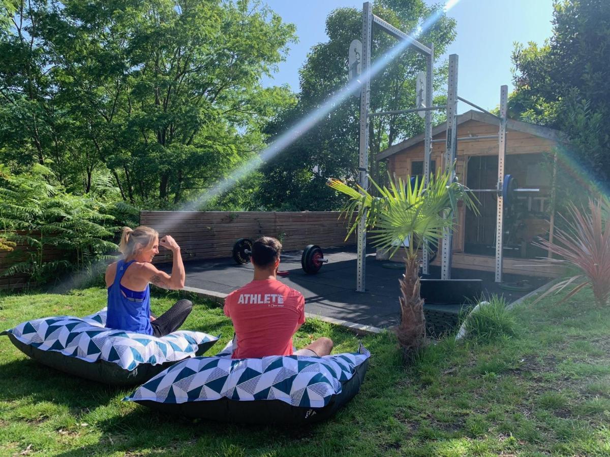 La Wodapalousa, Surf & Crossfit Guesthouse, 800M From Beach 比达尔 外观 照片
